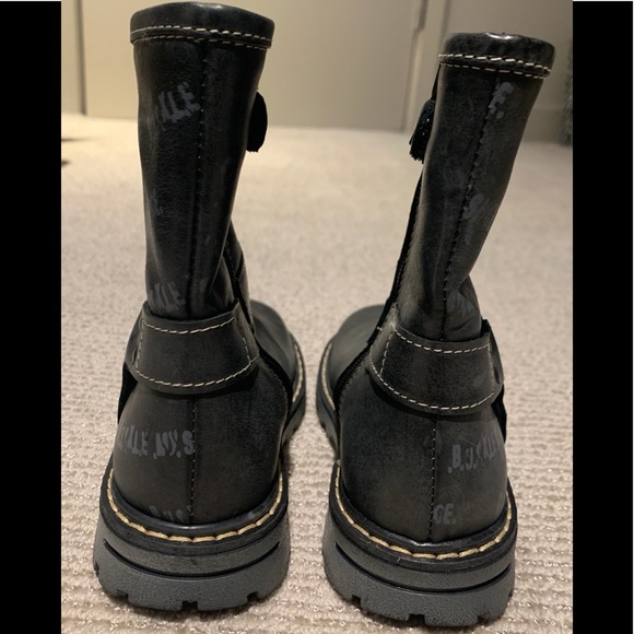 Buckle My Shoe Leather Toddler boots - Picture 4 of 6